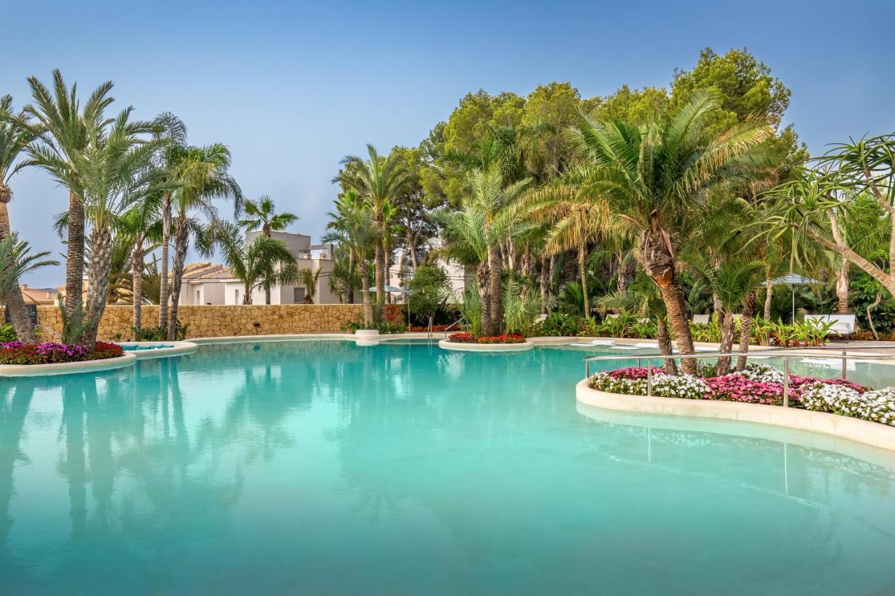 Barceló La Nucía Palms Exterior foto The resort's swimming pool