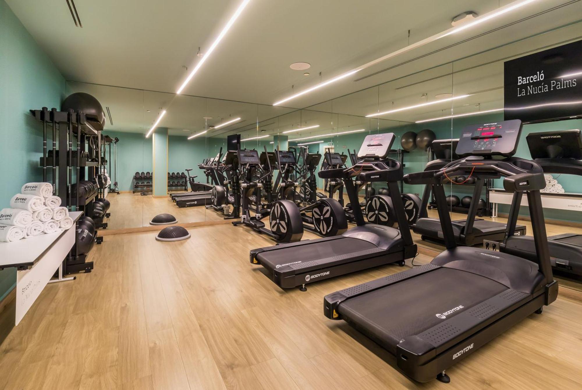 Barceló La Nucía Palms Exterior foto The gym at La Varenna
